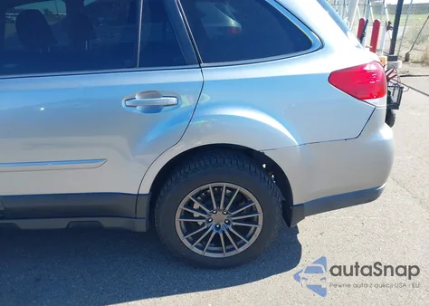 2014 Subaru Outback 2.5I Premium из США, поврежденный, VIN 4S4BRCCC6E3244162